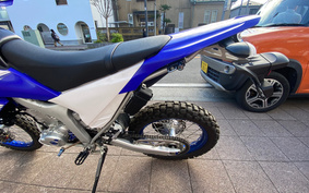 YAMAHA WR250R DG15J