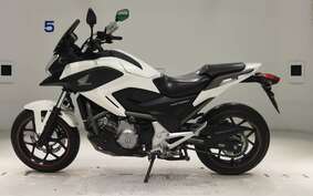 HONDA NC 700 X A 2012 RC63