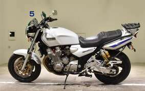 YAMAHA XJR1300 1999 RP01J