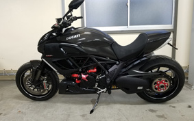 DUCATI  DUCATI DIAVEL CARBON 2013