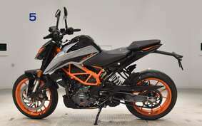 KTM 390 DUKE 2022 JPJ40