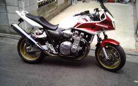 HONDA CB1300SB SUPER BOLDOR ABS 2006 SC54