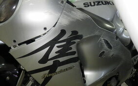 SUZUKI GSX1300R HAYABUSA 2000