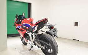 HONDA CBR250RR A MC51