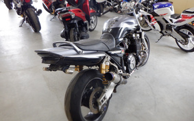 YAMAHA XJR1300 2002 RP03J