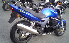 KAWASAKI ZR 700 2000 ZR750F