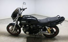 YAMAHA XJR400 1995 4HM