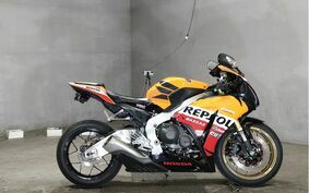 HONDA CBR1000RR 2013 SC59