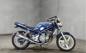 SUZUKI BANDIT 250 GJ74A