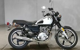 YAMAHA YB125SP PCJL