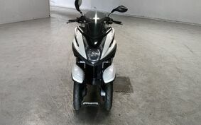 YAMAHA TRICITY 125 SE82J