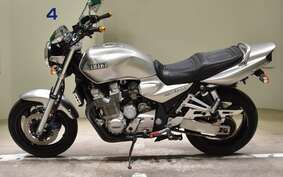 YAMAHA XJR1300 2002 RP03J