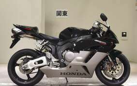 HONDA CBR1000RR 2004 SC57