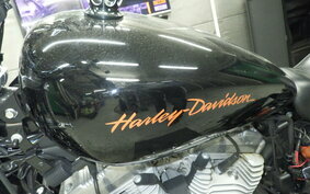 HARLEY XL883LI 2011