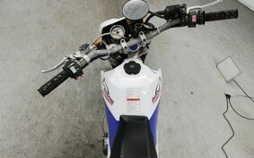 YAMAHA SEROW 225 W 4JG