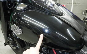 HARLEY FLS 1580 2013