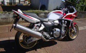 HONDA CB1300SB SUPER BOLDOR 2005 SC54