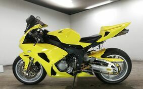 HONDA CBR1000RR 2004 SC57