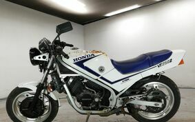 HONDA VT250Z MC08