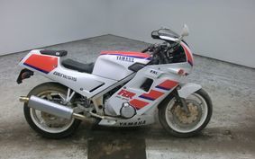 YAMAHA FZR250 2KR