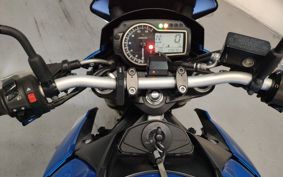 SUZUKI GSR750 11110