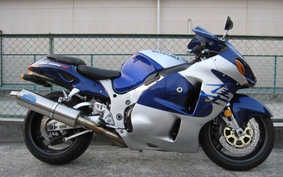 SUZUKI GSX1300R HAYABUSA 2000 GW71A