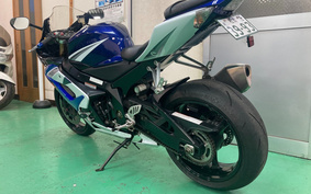 SUZUKI GSX-R1000 2005 B6121