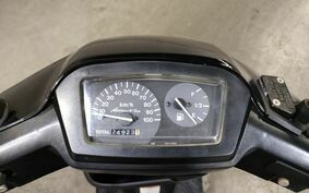 SUZUKI ADDRESS V100 CE11A