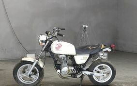 HONDA APE 100 HC07