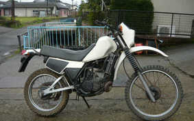 YAMAHA DT125 17F