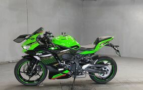 KAWASAKI ZX-25R ZX250E