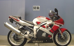 YAMAHA YZF-R6 2000 RJ03