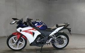 HONDA CBR250R MC41