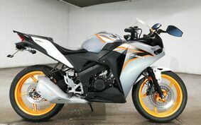 HONDA CBR125R JC50