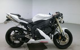 YAMAHA YZF-R1 Fi 2004 RN12