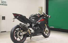 HONDA CBR250RR MC51