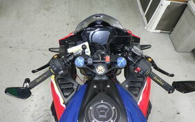 HONDA CBR250RR A MC51