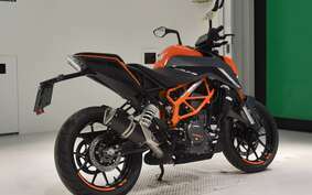 KTM 390 DUKE 2024