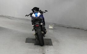 YAMAHA YZF-R25 RG10