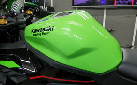 KAWASAKI ZX-25R ZX250E