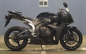 HONDA CBR600RR GEN 3 2007 PC40