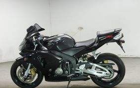 HONDA CBR600RR 2003 PC37