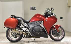 HONDA VFR1200F 2010 SC63