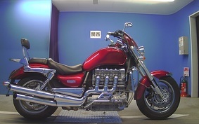 TRIUMPH ROCKET III 2005 LC1035