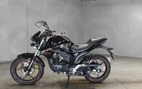 SUZUKI GIXXER 150 NG4BG