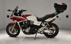 HONDA CB1300SB SUPER BOLDOR A 2008 SC54