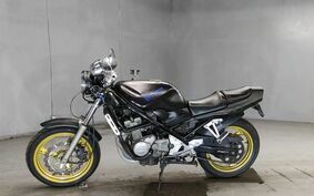 SUZUKI BANDIT 250 GJ74A