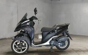 YAMAHA TRICITY 125 SE82J