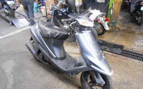 SUZUKI ADDRESS V100 CE11A