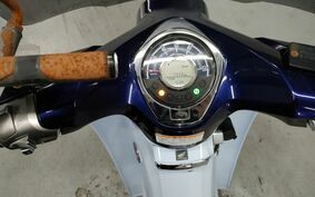 HONDA C125 SUPER CUB JA48